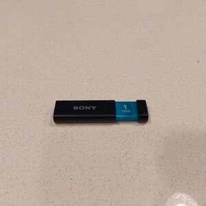 Sony Microvault 1GB USB